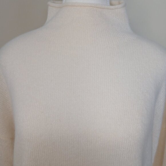 Aritzia Babaton Luxe Cashmere Kath Mockneck Pullover Sweater Size Small - Picture 4 of 9